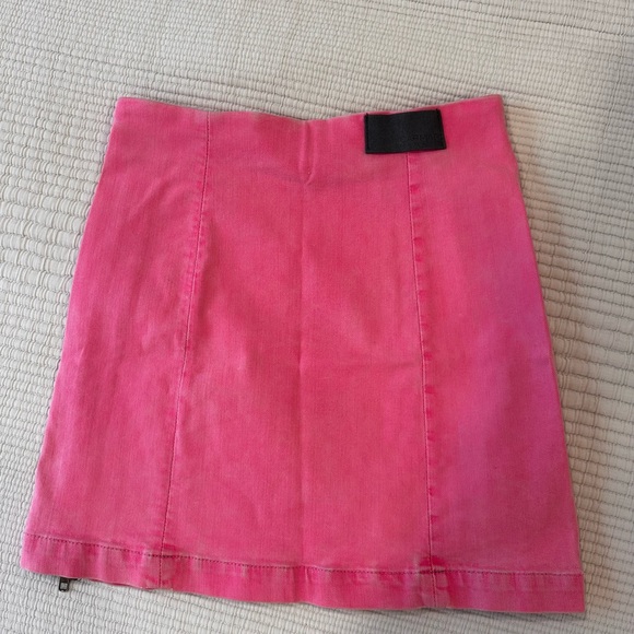 carmar/ LF neon pink denim mini skirt with zippers size xs - Picture 4 of 5